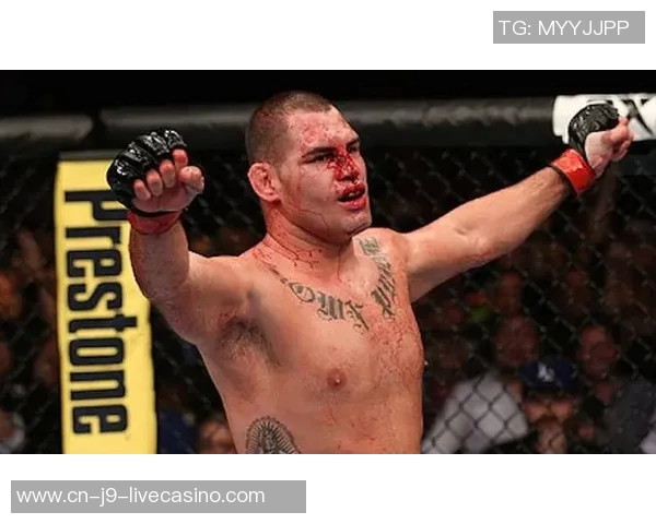 UFC布洛克与凯恩二战的巅峰对决解析与精彩回顾